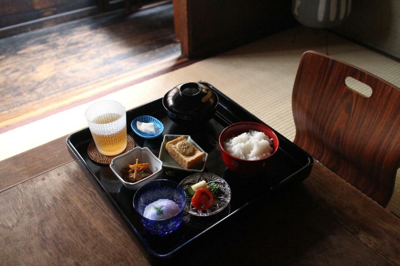 Bed & Breakfast Tsukiya เกียวโต ภายนอก รูปภาพ