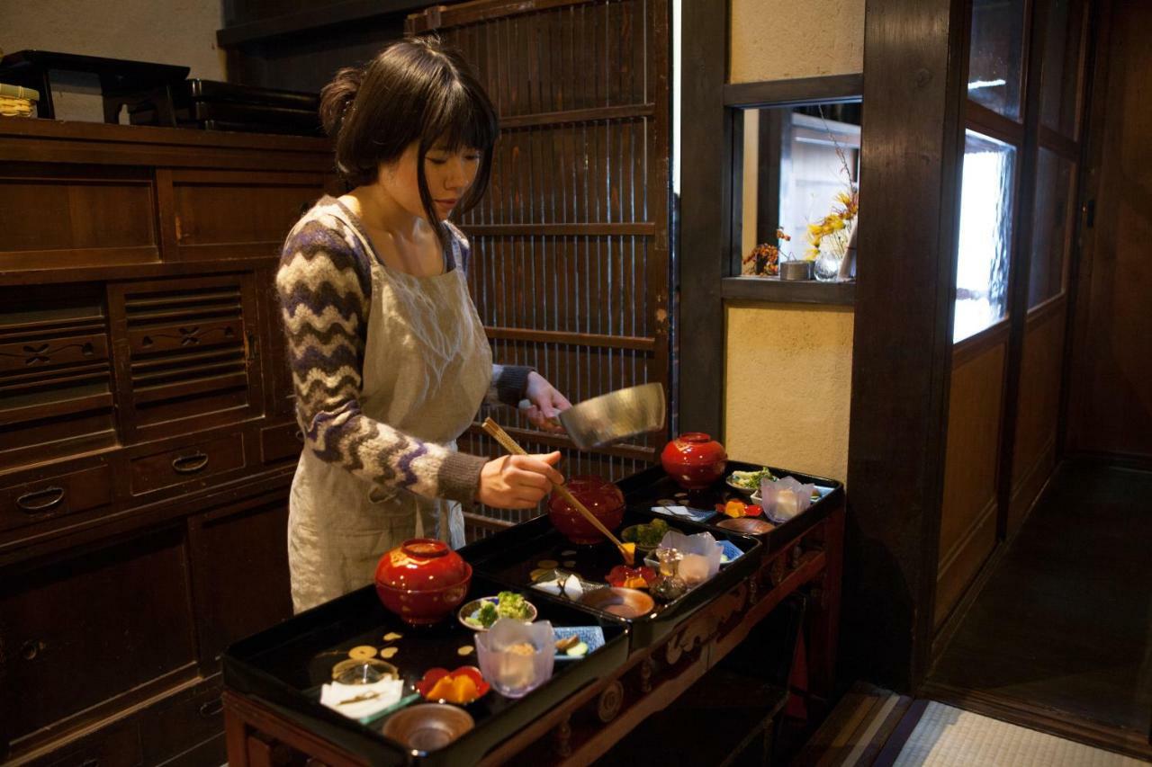 Bed & Breakfast Tsukiya เกียวโต ภายนอก รูปภาพ